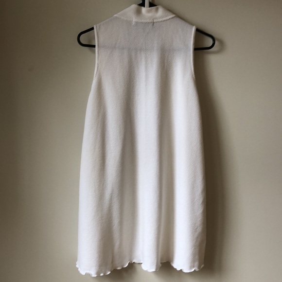 VEST open front longer length hits mid thigh. White 100% cotton NWT - Picture 5 of 9